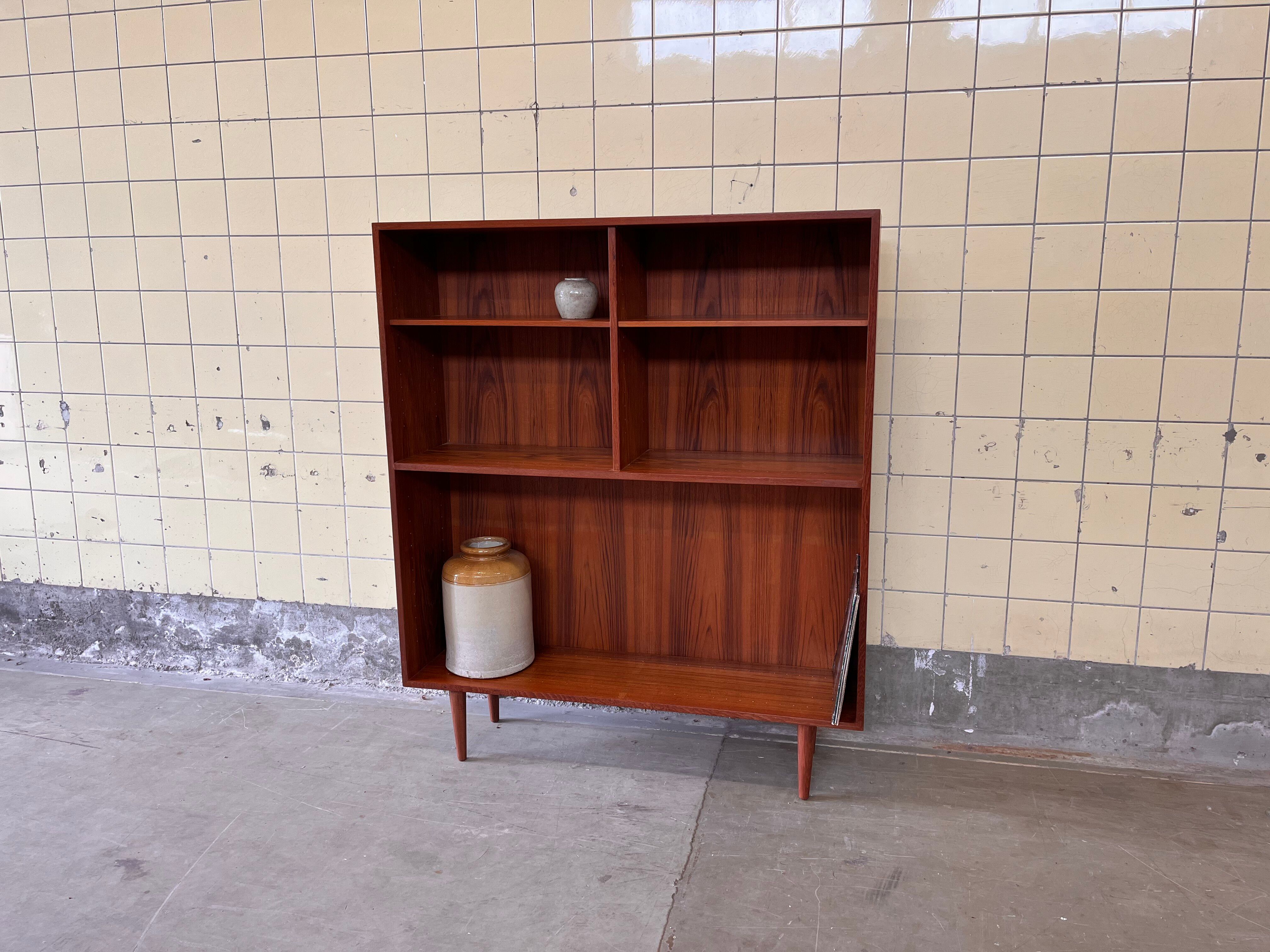 Danish bookcase in teak
