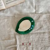 Vintage empty pocket in ceramic and slip in the shape of a leaf and radish