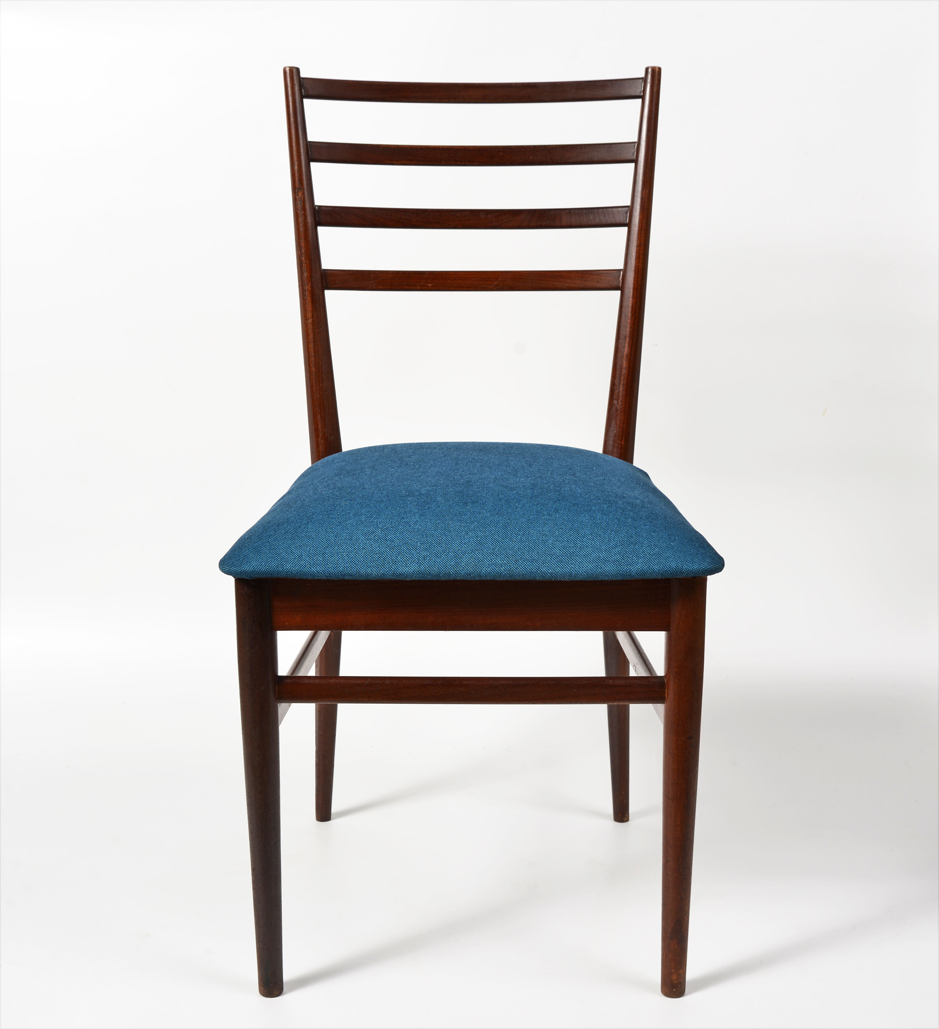 Meredew Chairs