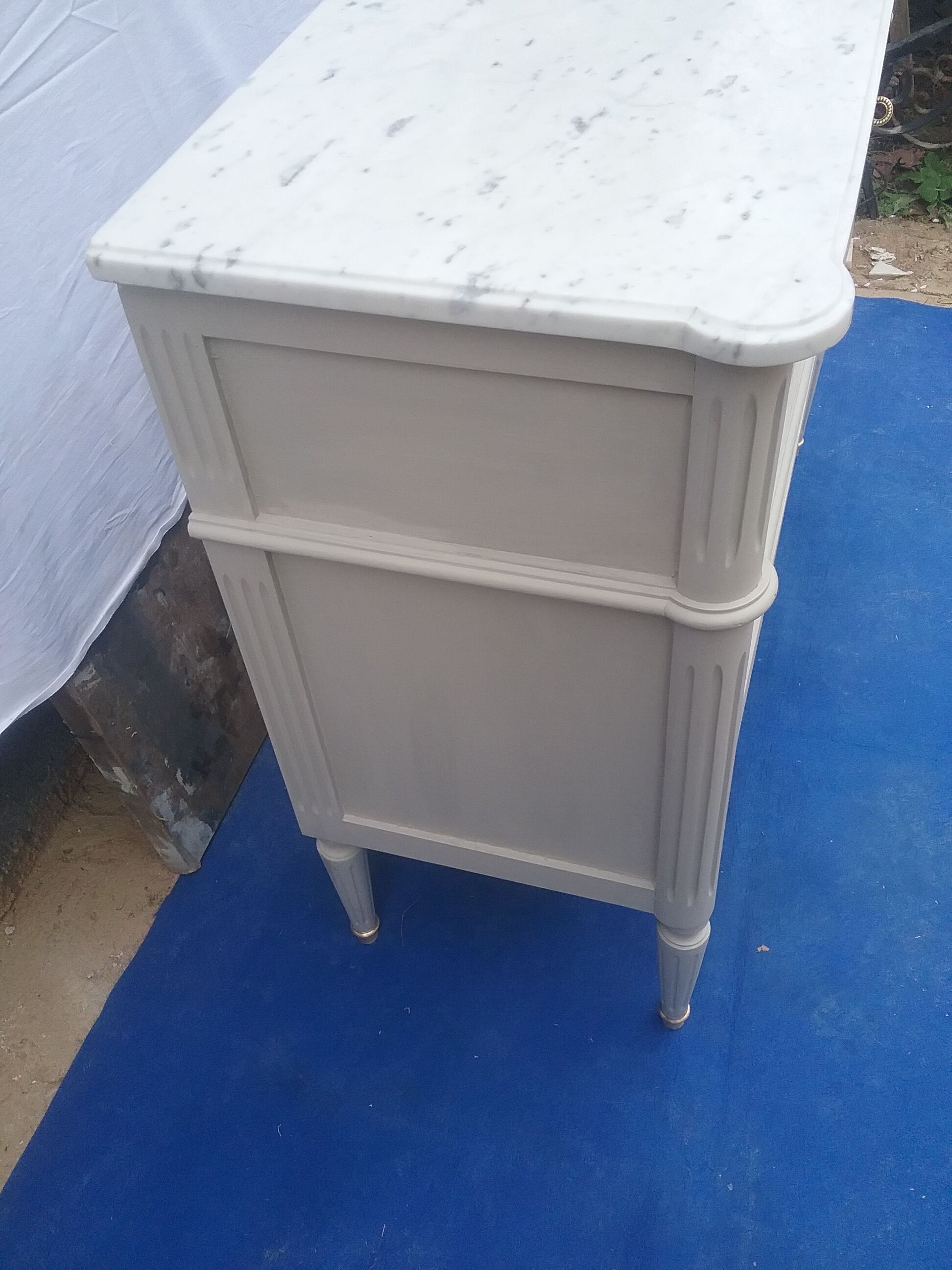 Commode style Louis  XVI