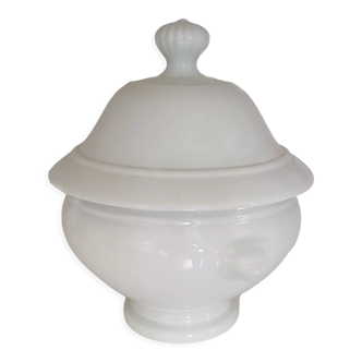 tureen