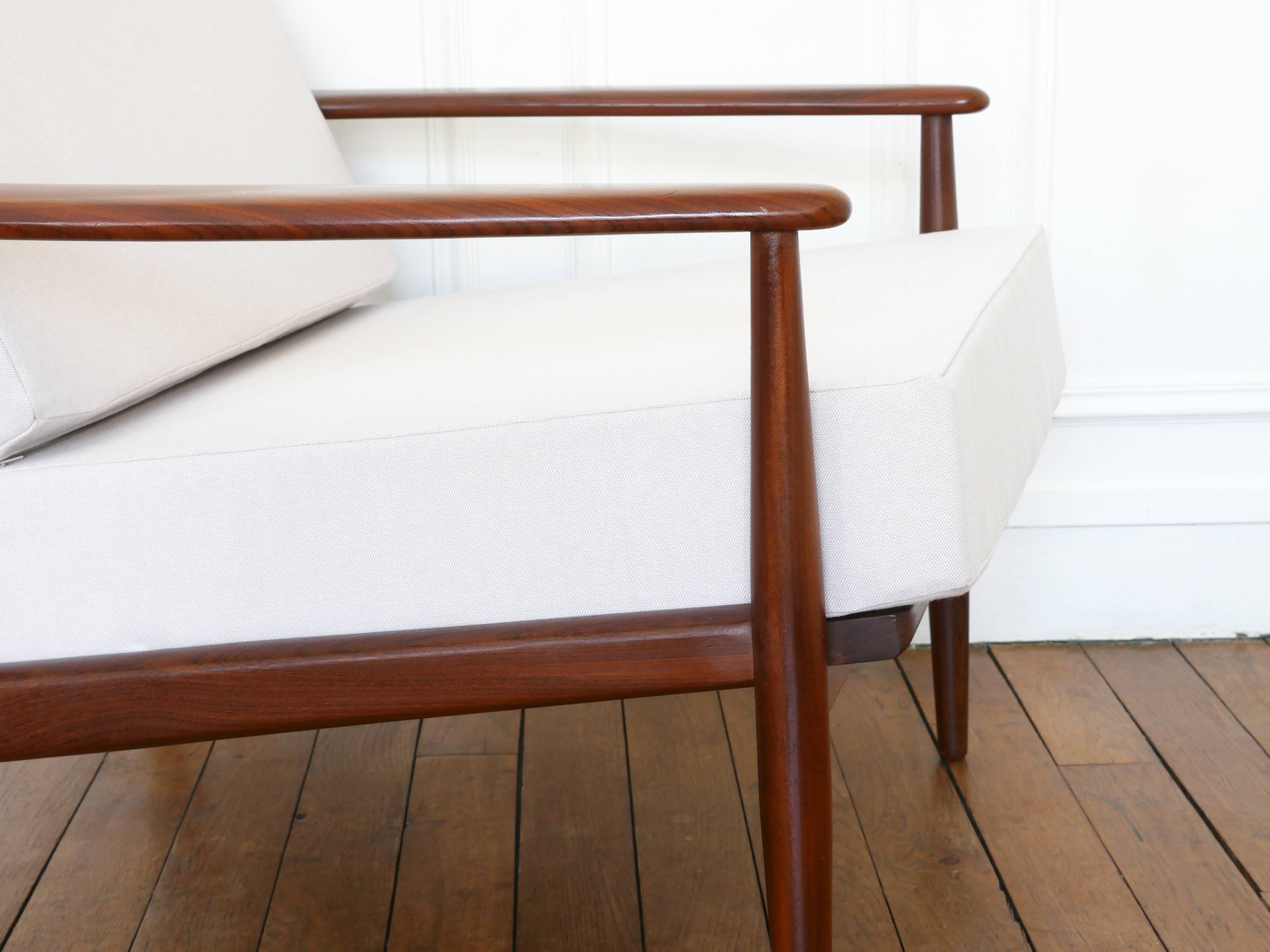 Fauteuil Grete JALK - Tissu & Mousse neuf