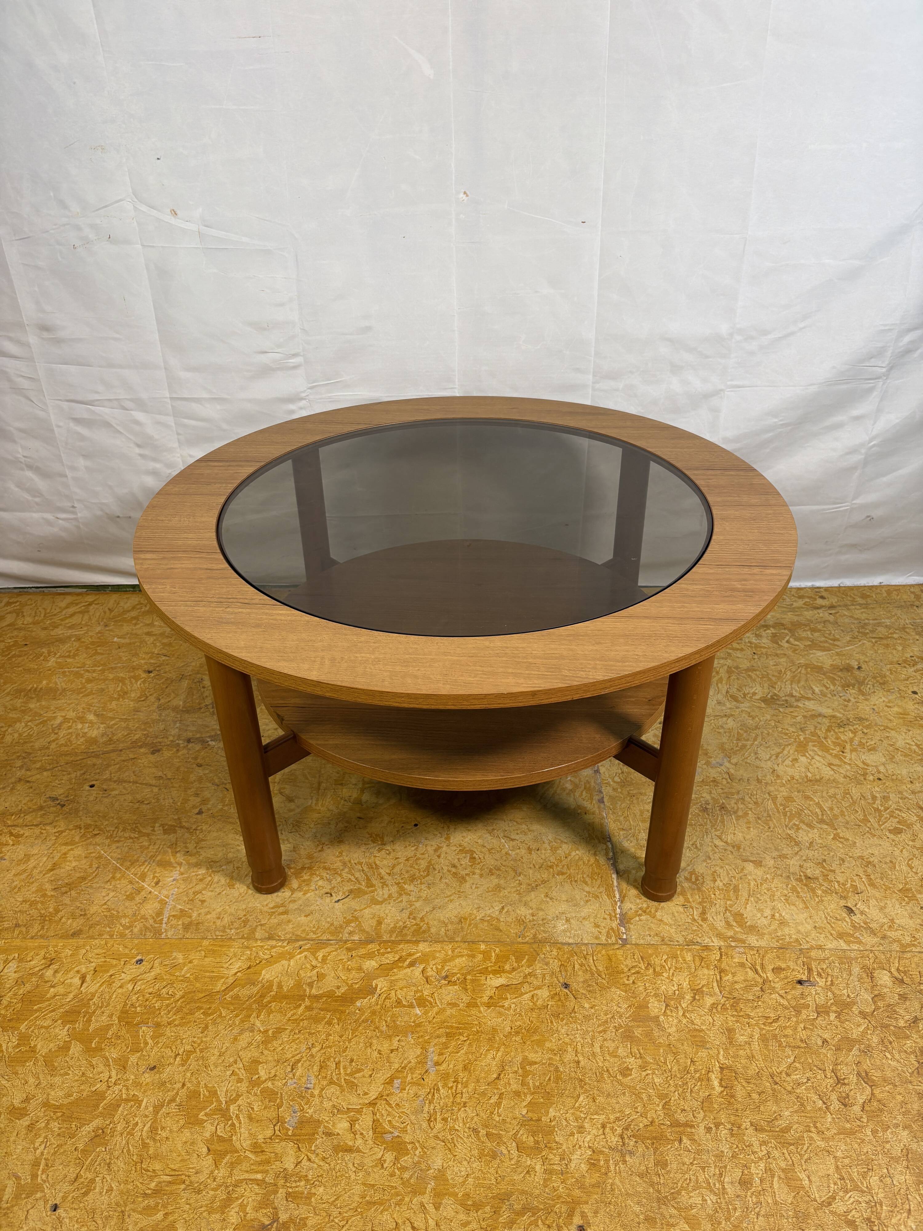 Mid-Century Retro Vintage Round Coffee Table by Schreiber 1960–1970