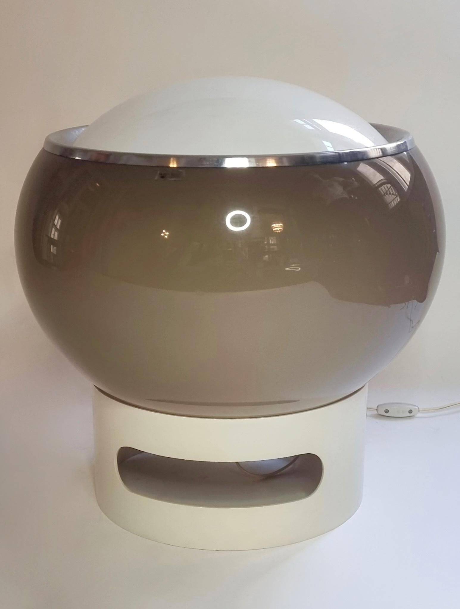 Clan Model Lamp Chrome & Acrylic Mid-Century Modern 1960s