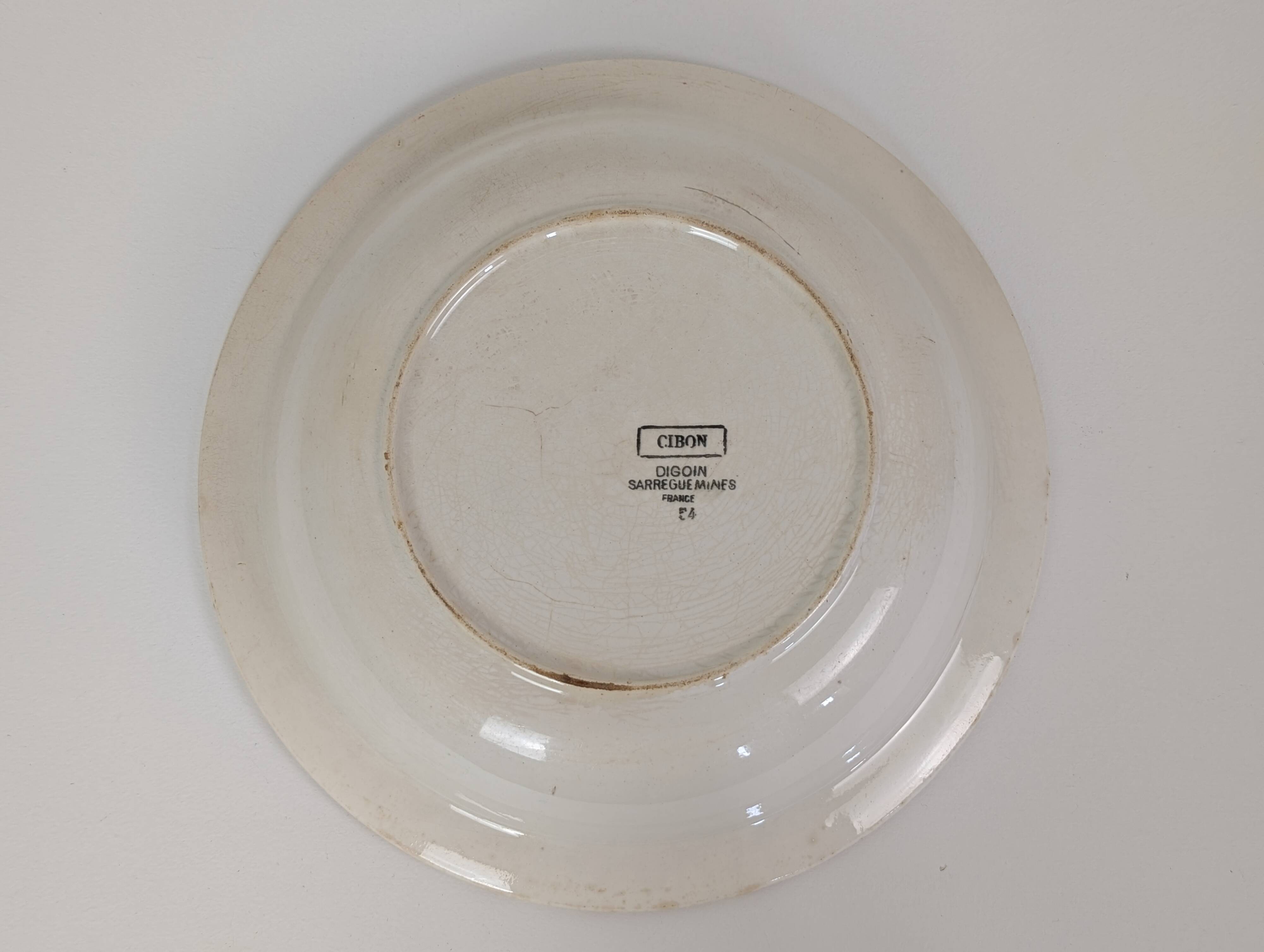 5 Digoin Sarreguemines dinner plates