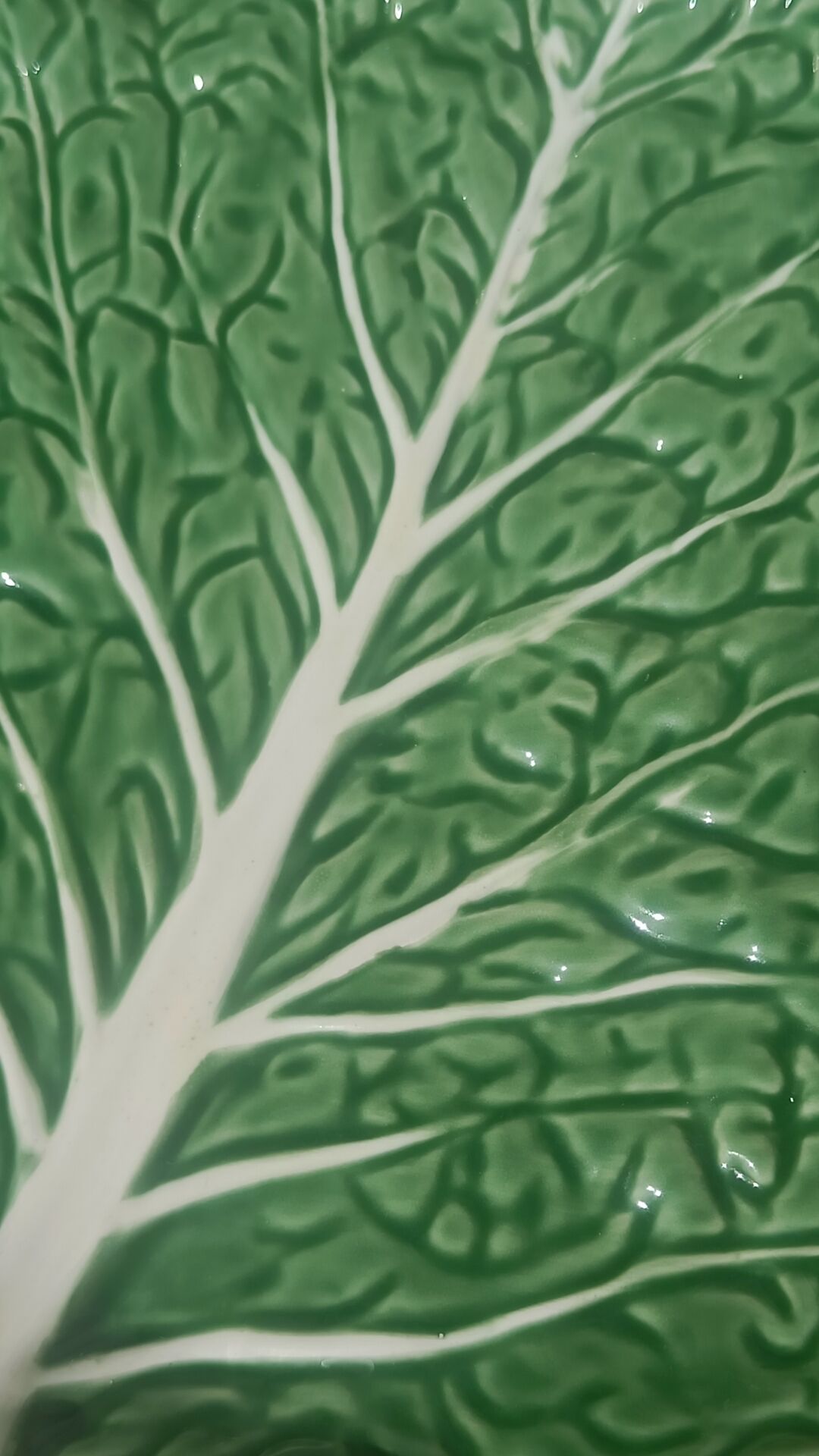 Vintage cabbage slipware plate