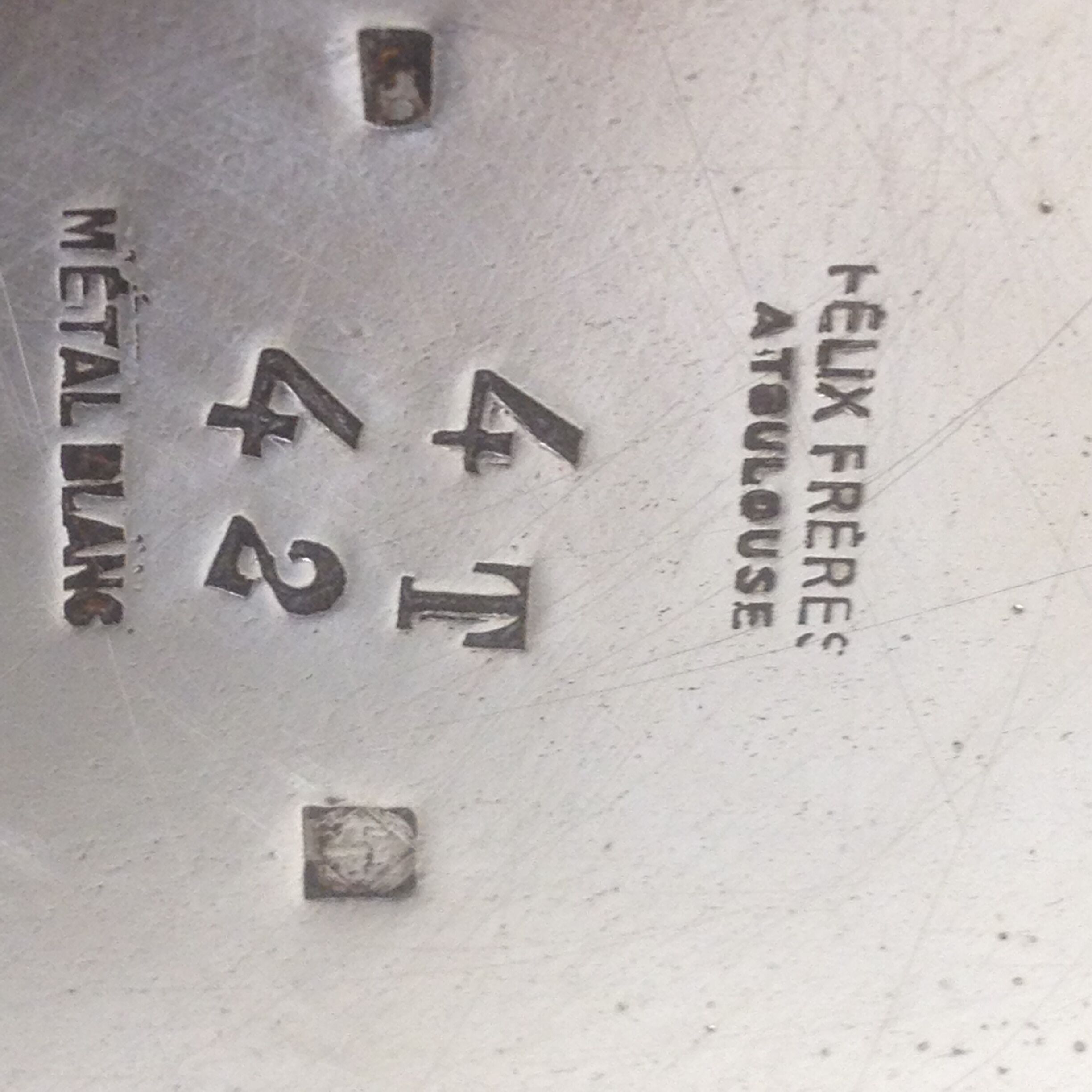 Teapot and milk jug in silver metal, Félix Frères