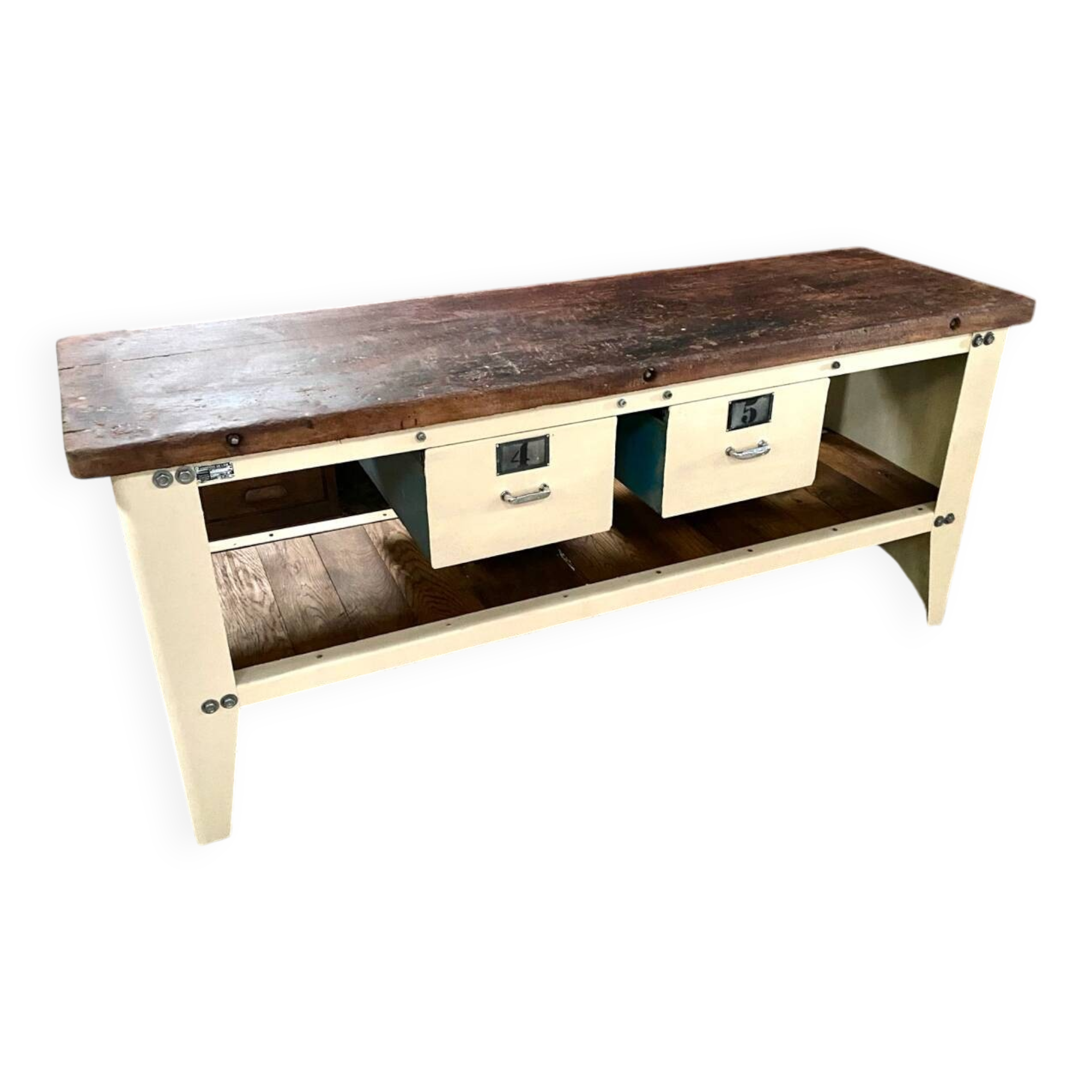 Industrial establishment Air Force Central island workbench