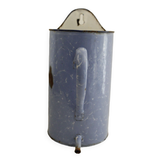 Enamelled metal wall fountain - light blue