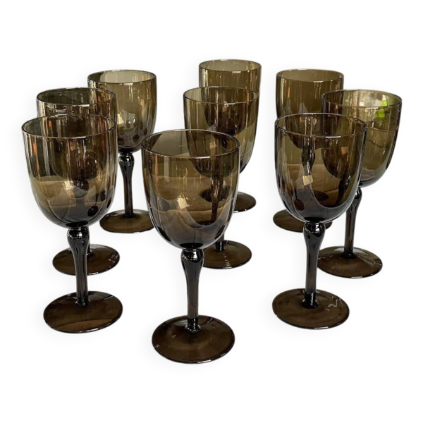 Verres à pied teinte noir fumée