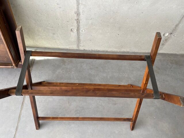 Desk / dressing table on trestle