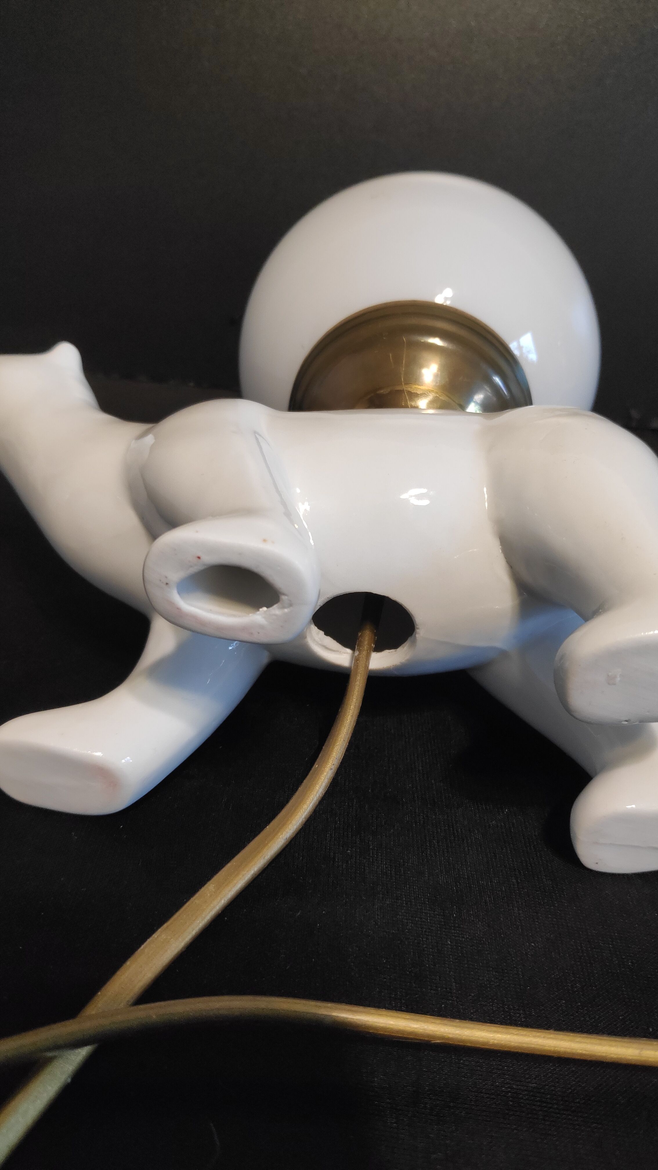 White ceramic bear lamp