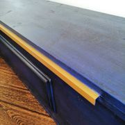 Trunk chest - bench in Majorelle blue solid wood & golden brass