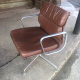 Herman Miller chair by Charles et Ray Eames