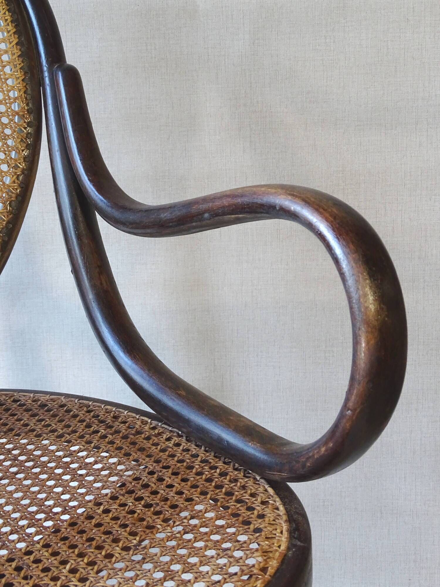 Armchair Curved wood THONET screw N° 1 , 1890 cannages