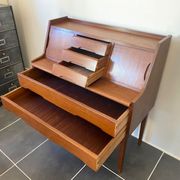 Scandinavian in vintage Danish teak from the 60s