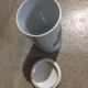 Pot en porcelaine blanche