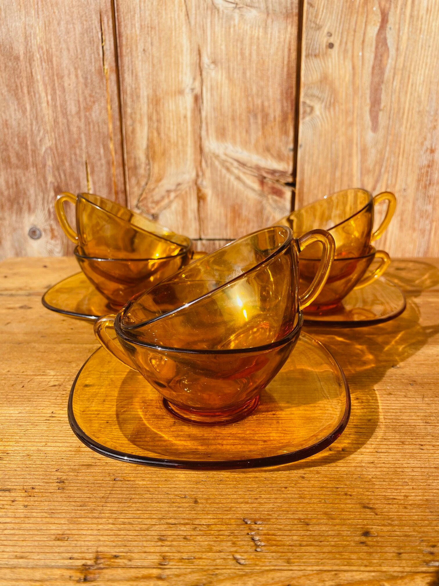 Vereco amber brown cup and mug set