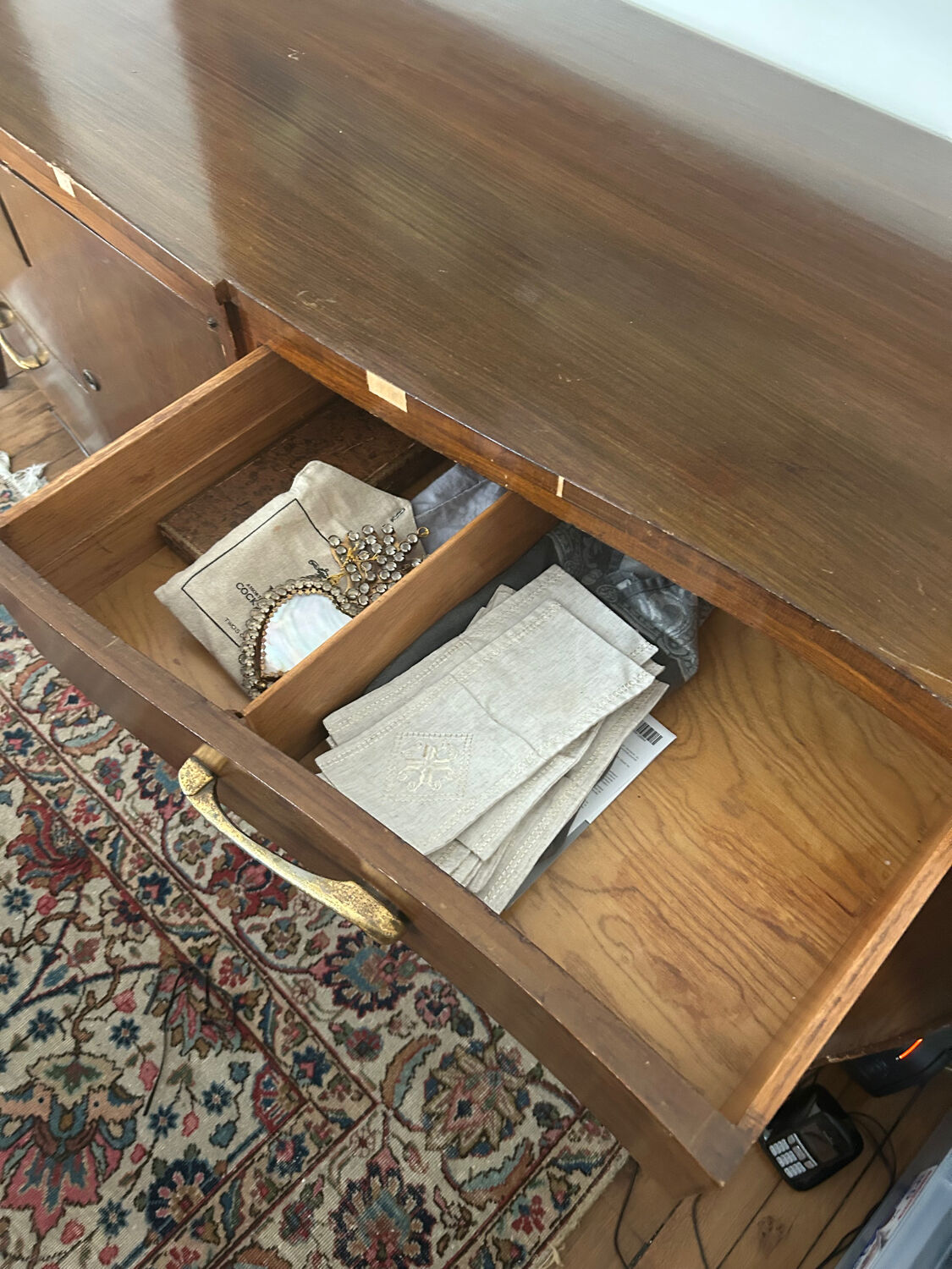 Vintage wooden commode in Louis XV style – Albano Company (New York)