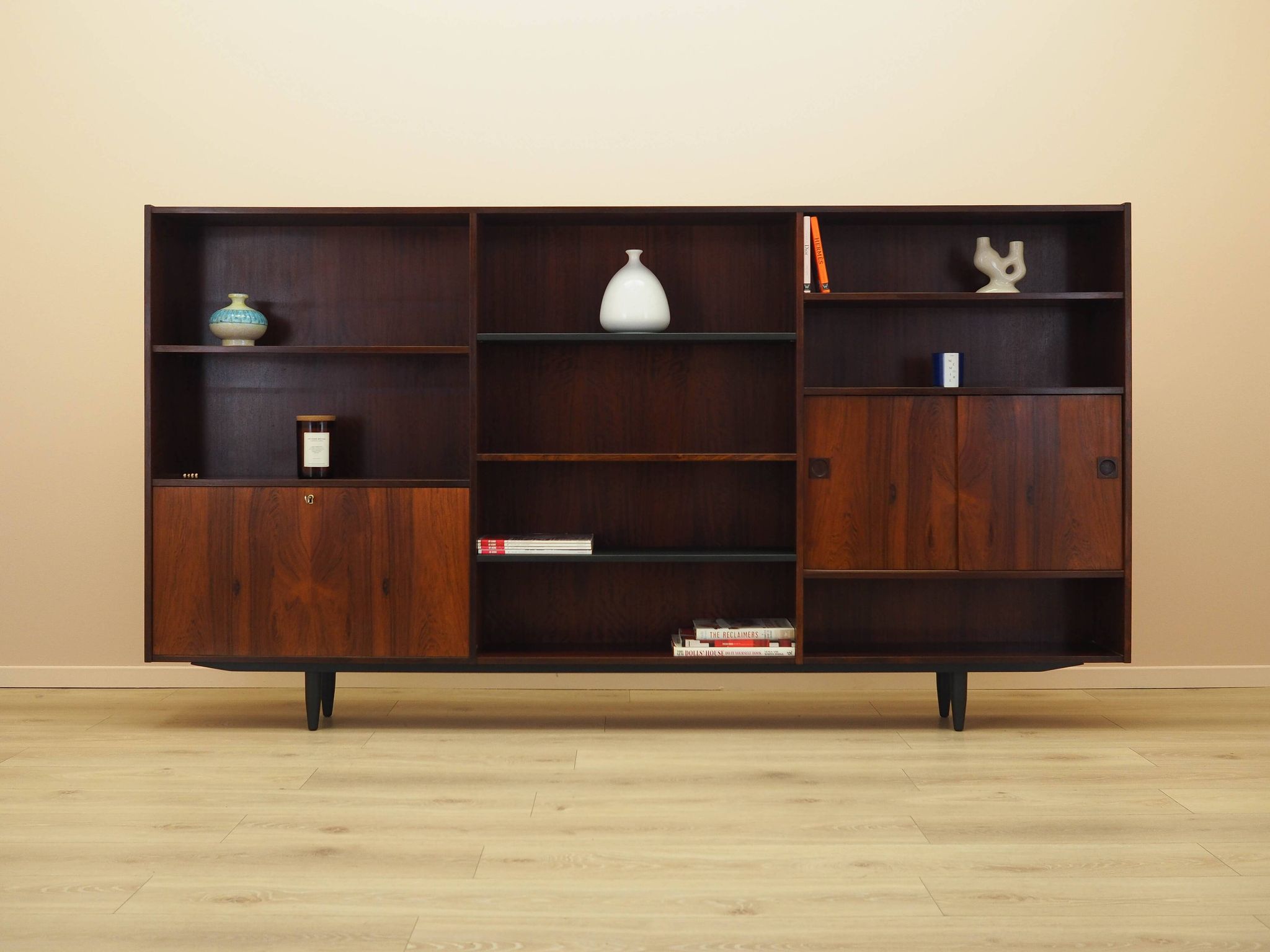 Rosewood bookcase, Danish design, 1970s, manufactured by Farsø Møbelfabrik