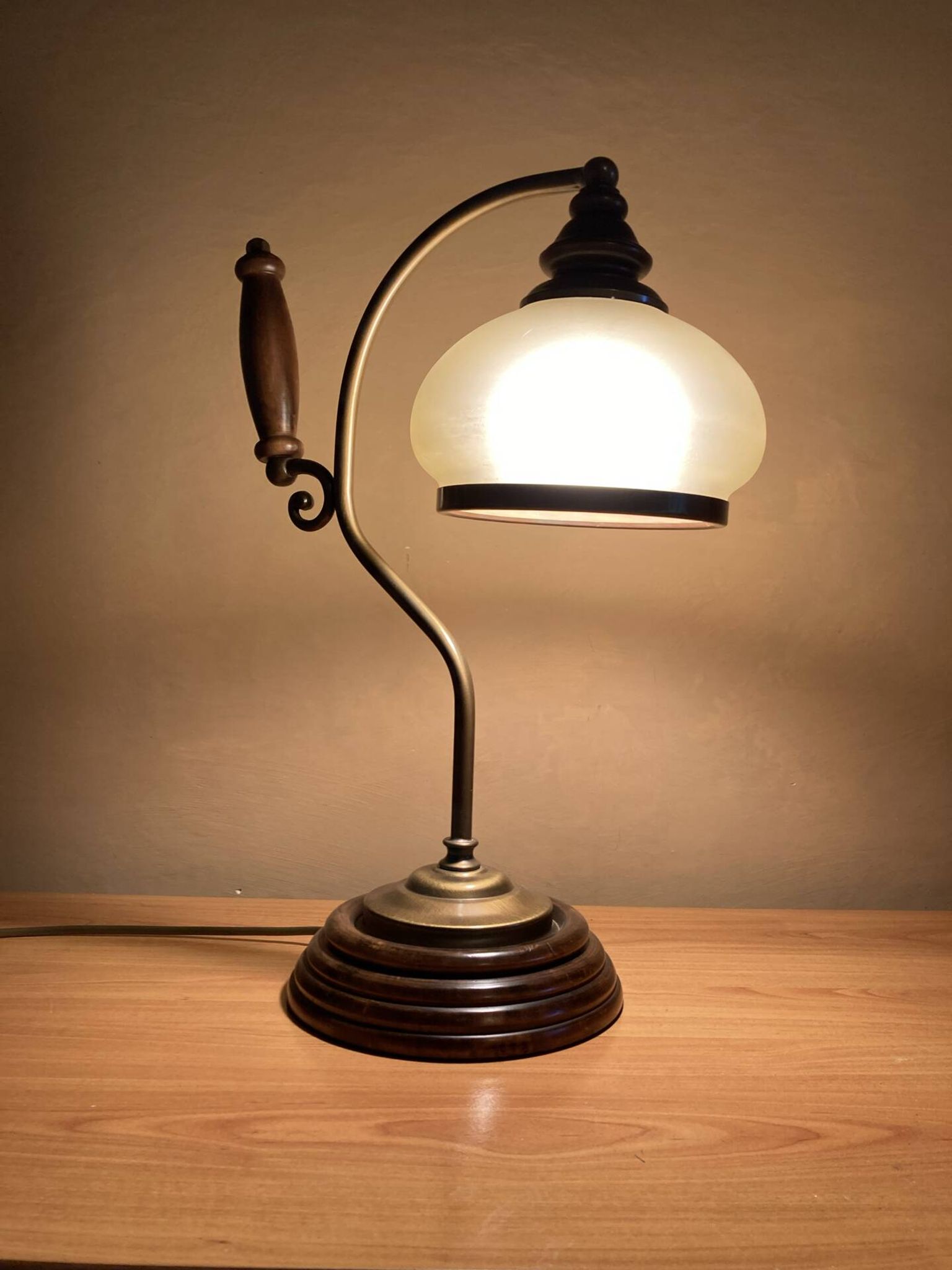 Louisiana table lamp J-P Ryckaert