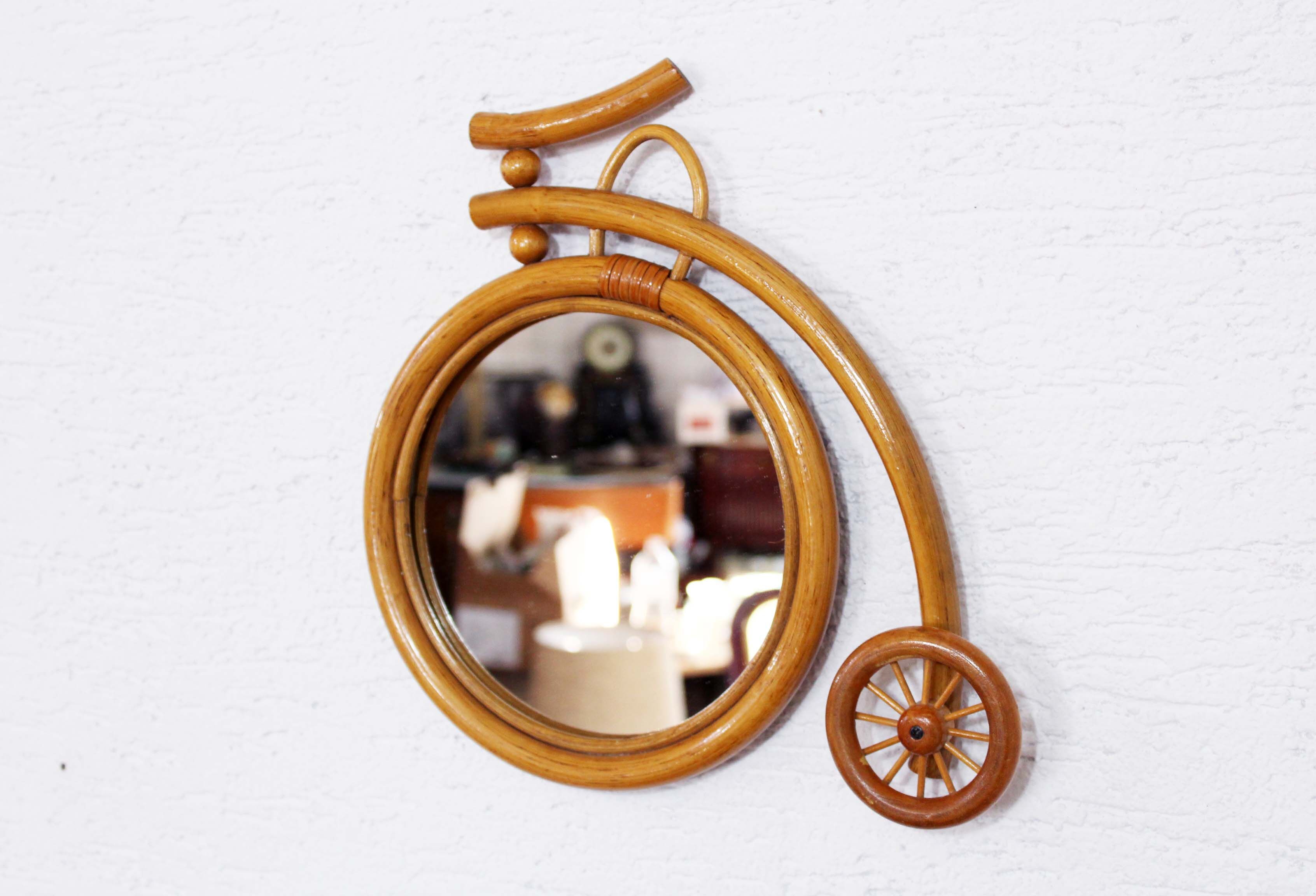 Old bike-shaped original mirror rattan 31x31cm