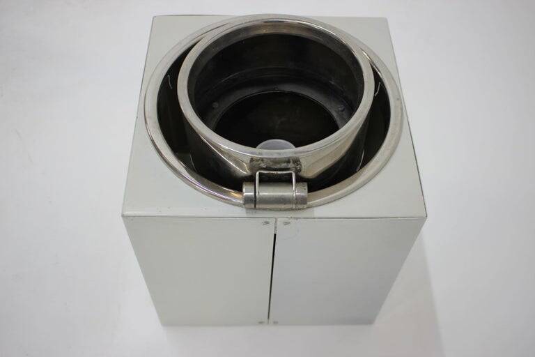 Rare Industrial Lamp by Arch. Ladislav Vrátník for Gallery Mánes, 1970s