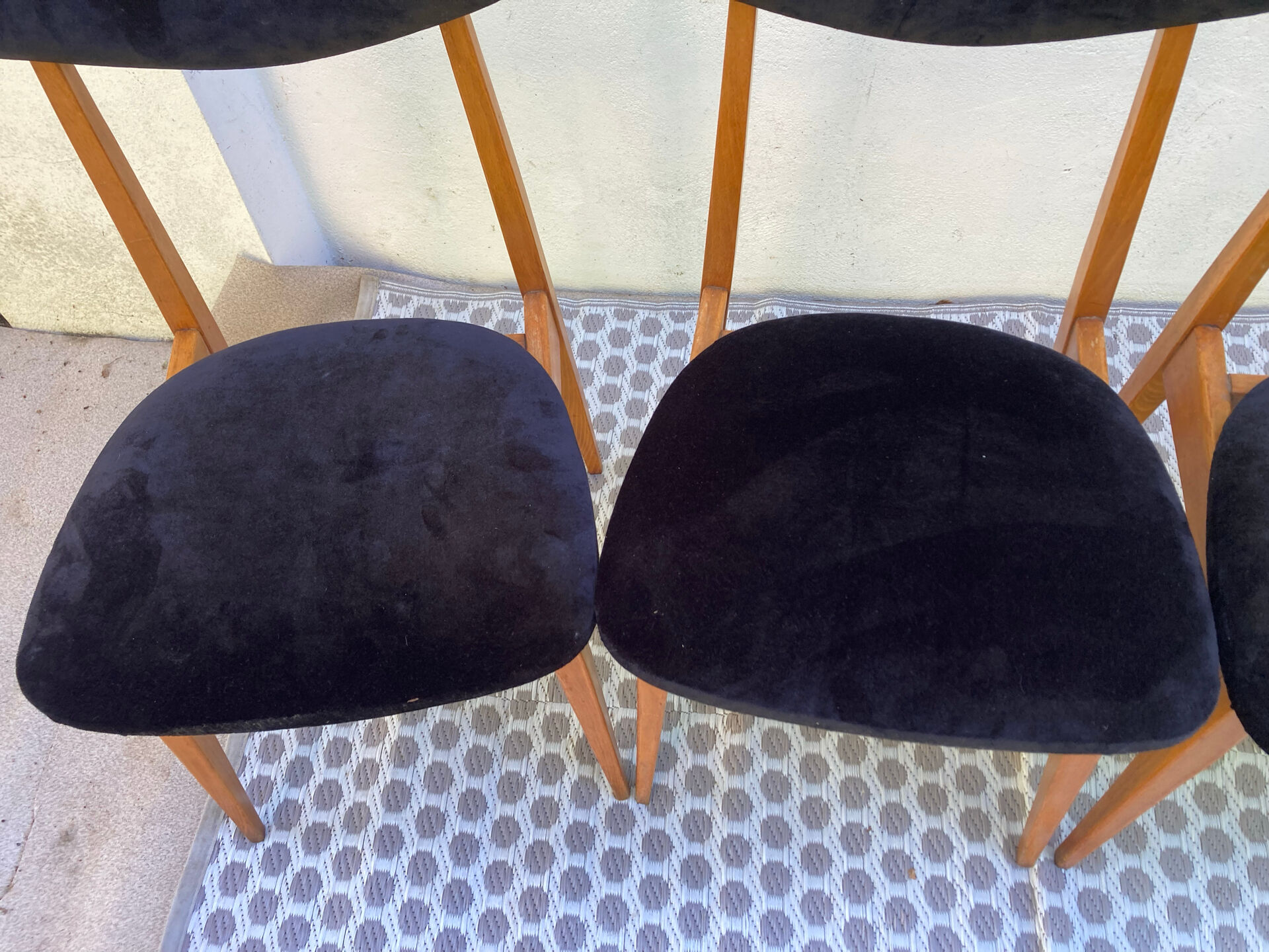 Set of 4 Baumann style chairs, unicorn model.