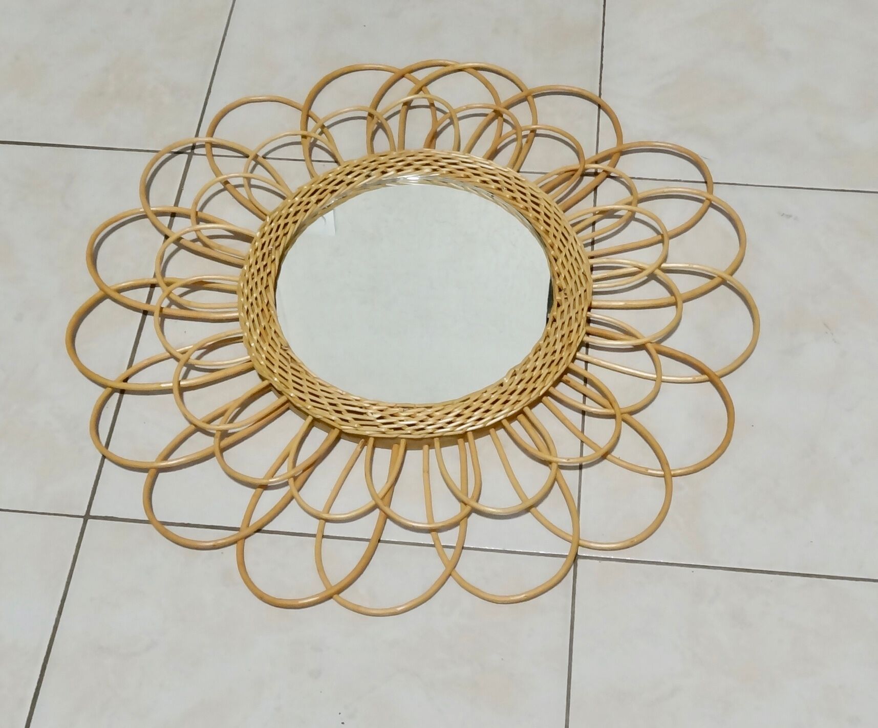 Wicker round mirror 55x55cm