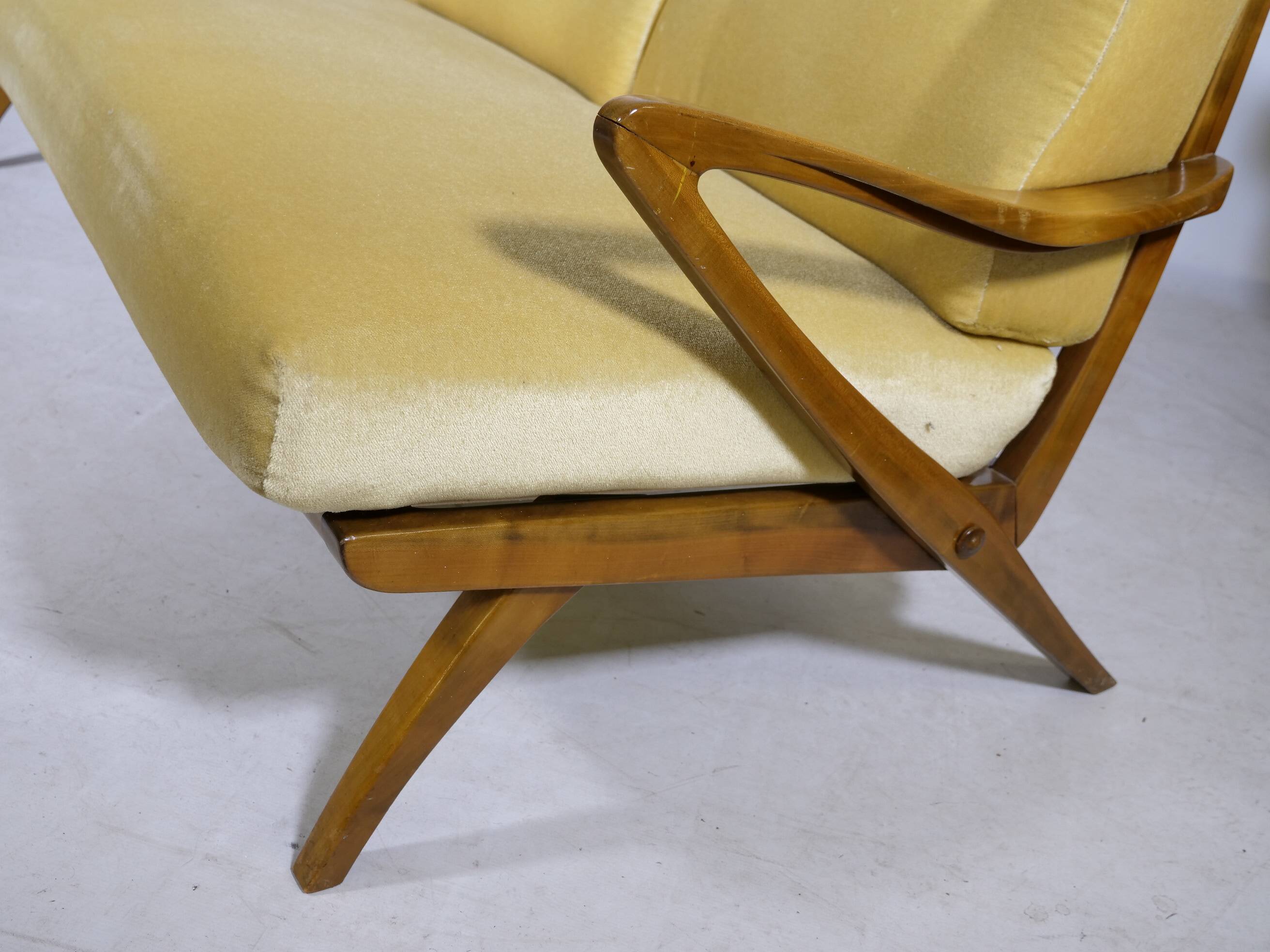 Three Seat Sofa in Wood attributed to Guglielmo Ulrich, Italy, 1950s