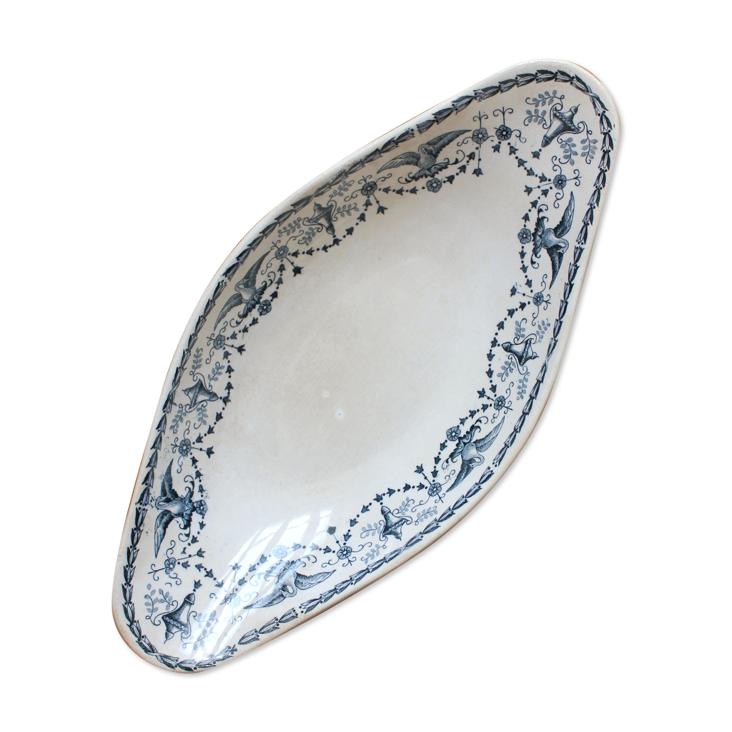 Flat dish in ironstone model "Primerose" Badonviller