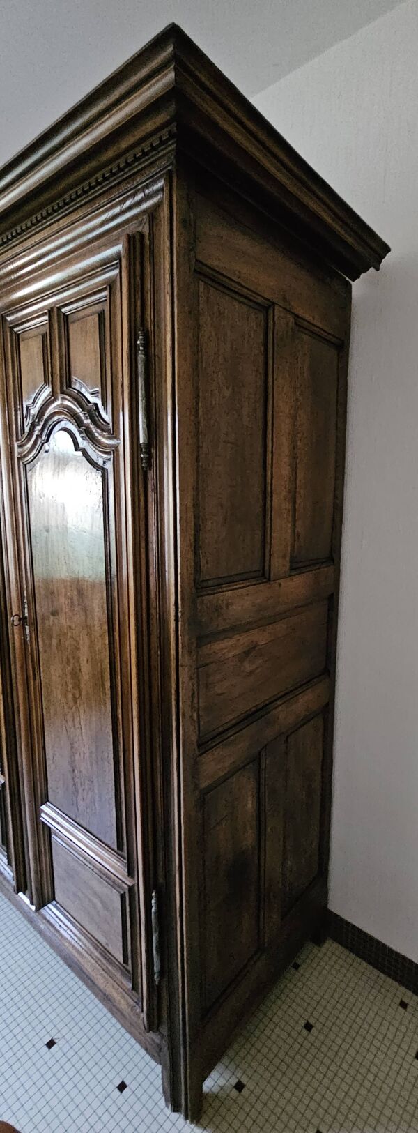 Armoire ancienne 3 étagères et petite penderie