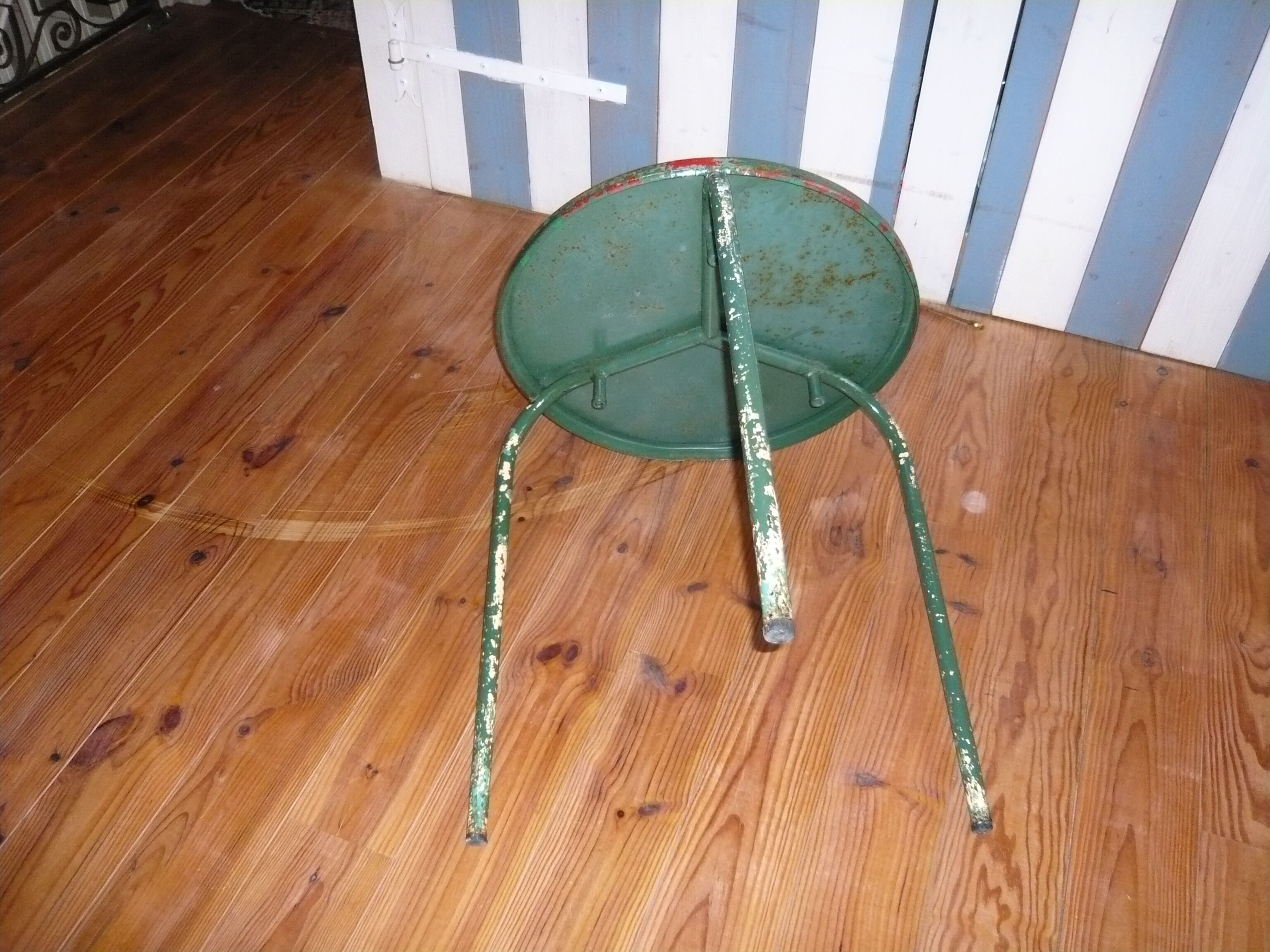 Bistro table