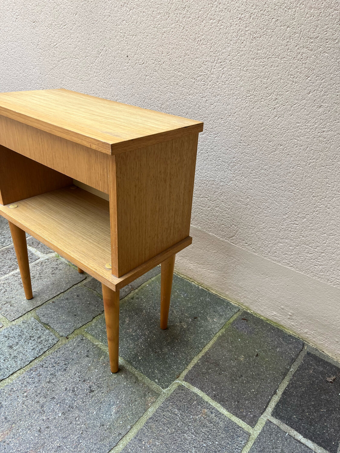Bedside table