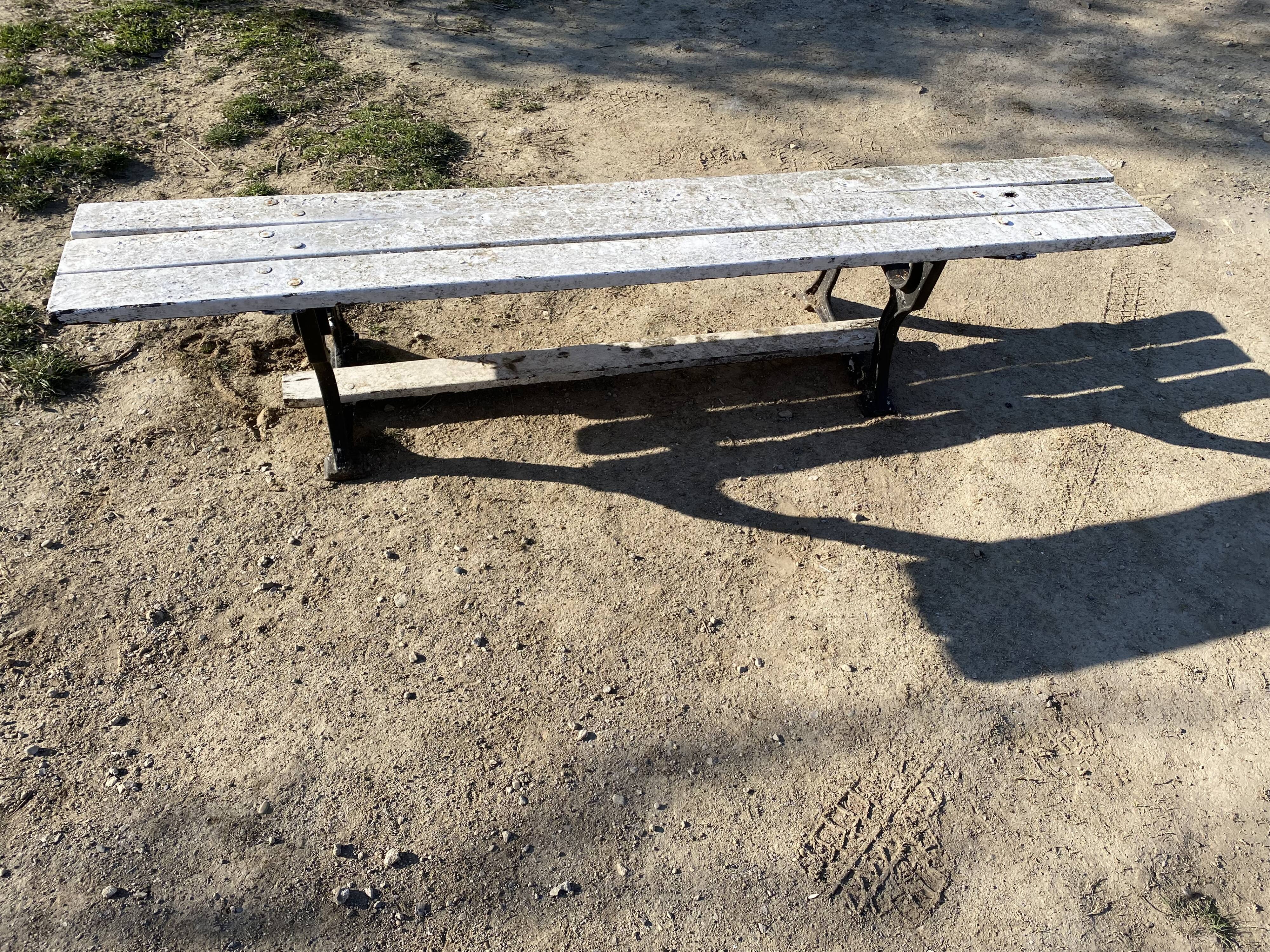 Banc de jardin et parc Kuhn