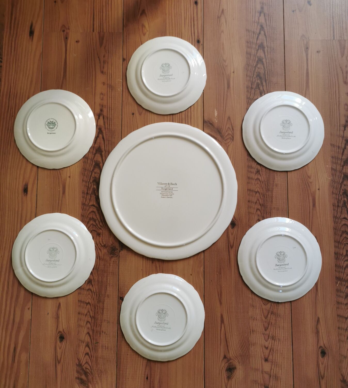 Villeroy and Boch dessert service