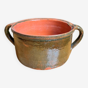 Enamelled stoneware pot