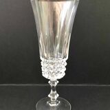 6 dissimilar champagne flutes