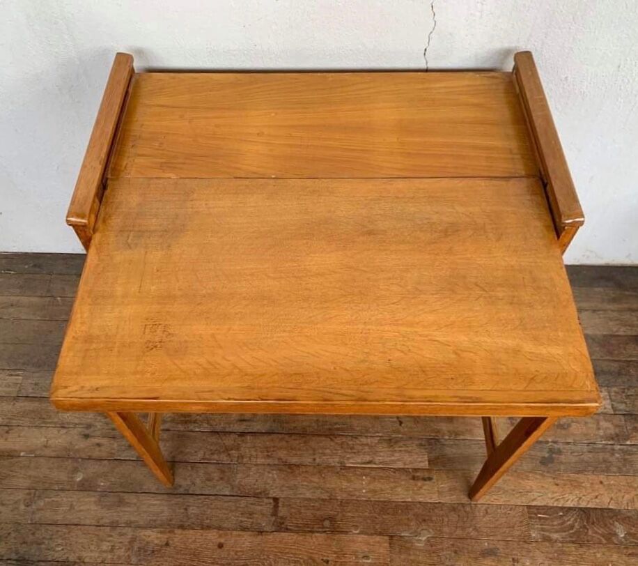 Modernist vintage chest of drawers in light chene has 3 drawers rattan top changing table