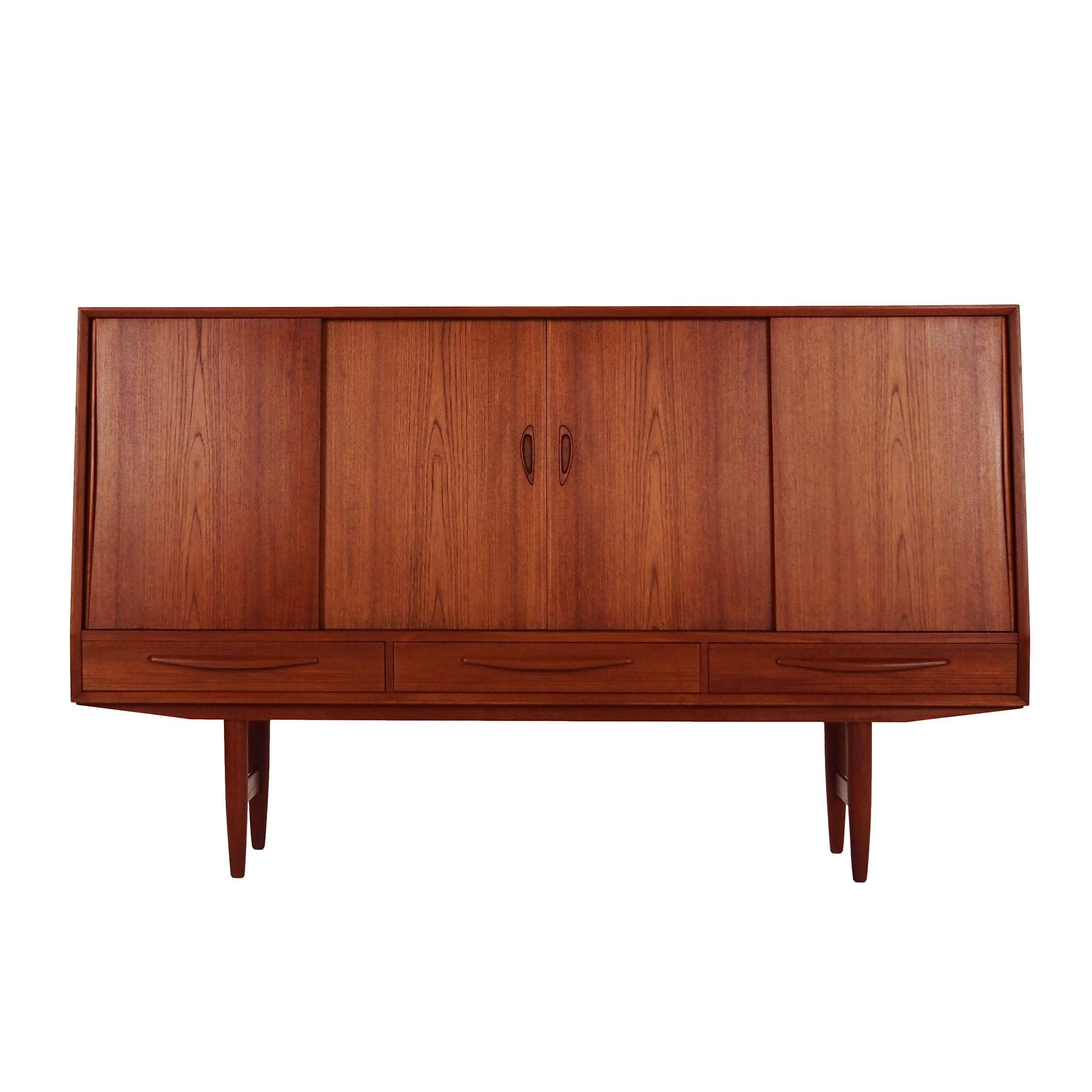 Highboard tekowy, duński design, lata 70, produkcja: Dania