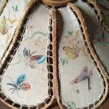 Suspension flower fabric and wood.