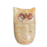 Vase pique fleur representing a sandstone owl, by Ginette and Edouard Solorzano