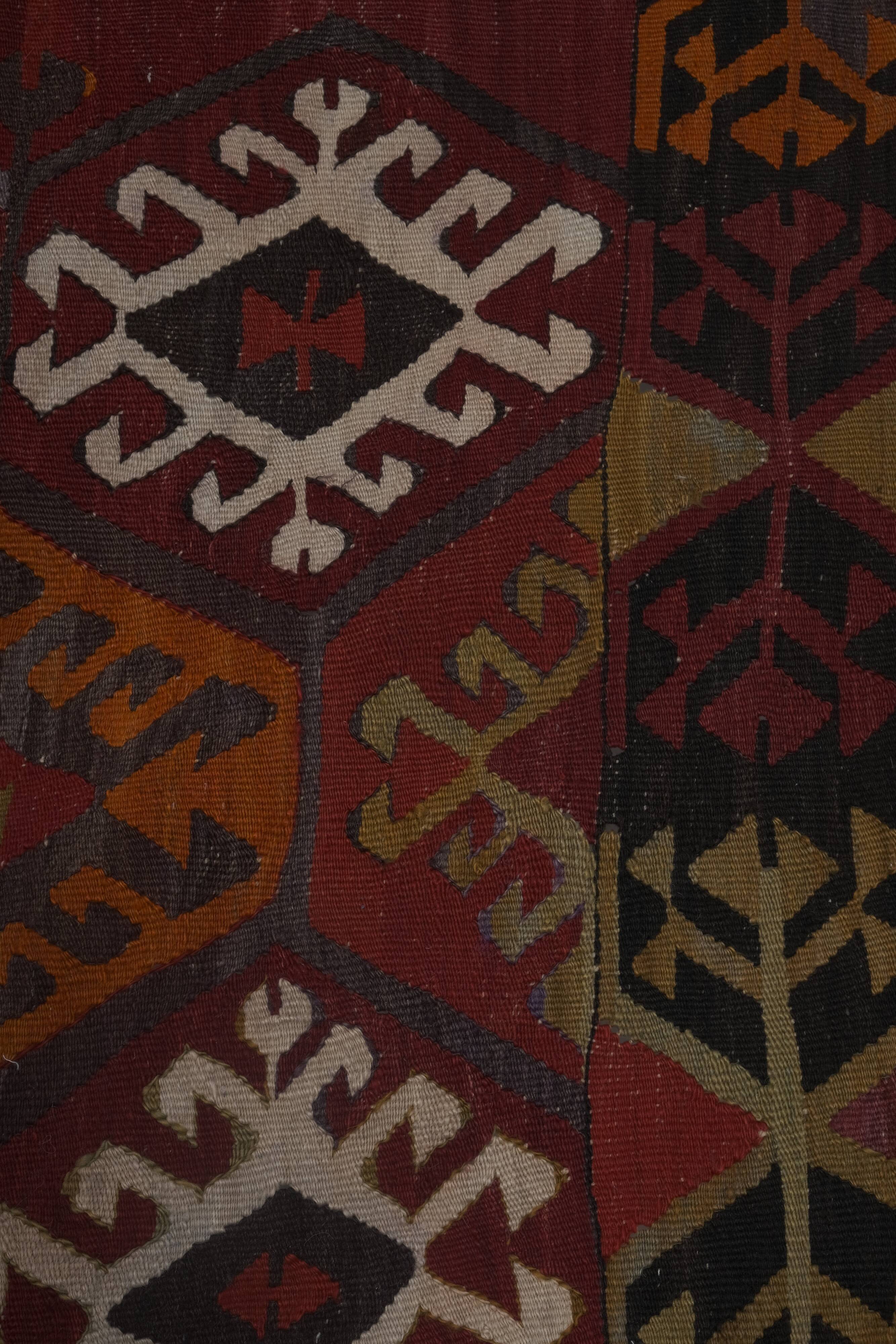 Vintage Turkish rug from Oushak, hand-woven 115x375 cm