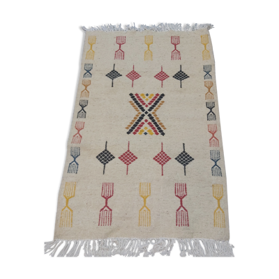 Tapis traditionnel fait main 112x72cm