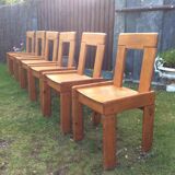 Set of 6 vintage chairs in solid pine.