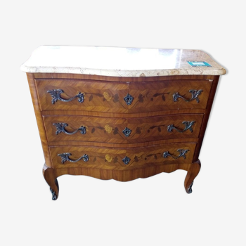 Commode marquetée dessus marbre style Louis XV