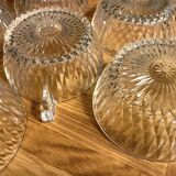 6 tasses à café en verre ciselé vintage en très bon état