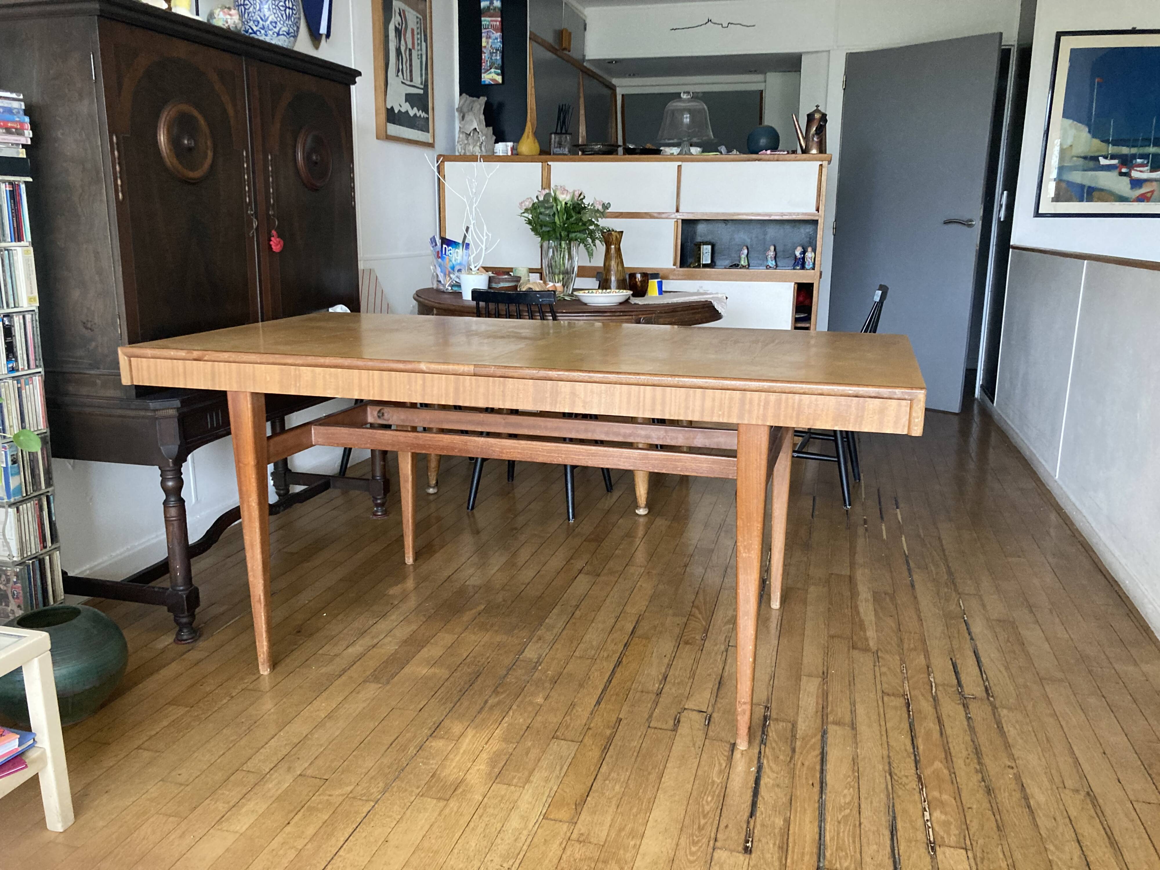 Dining room table