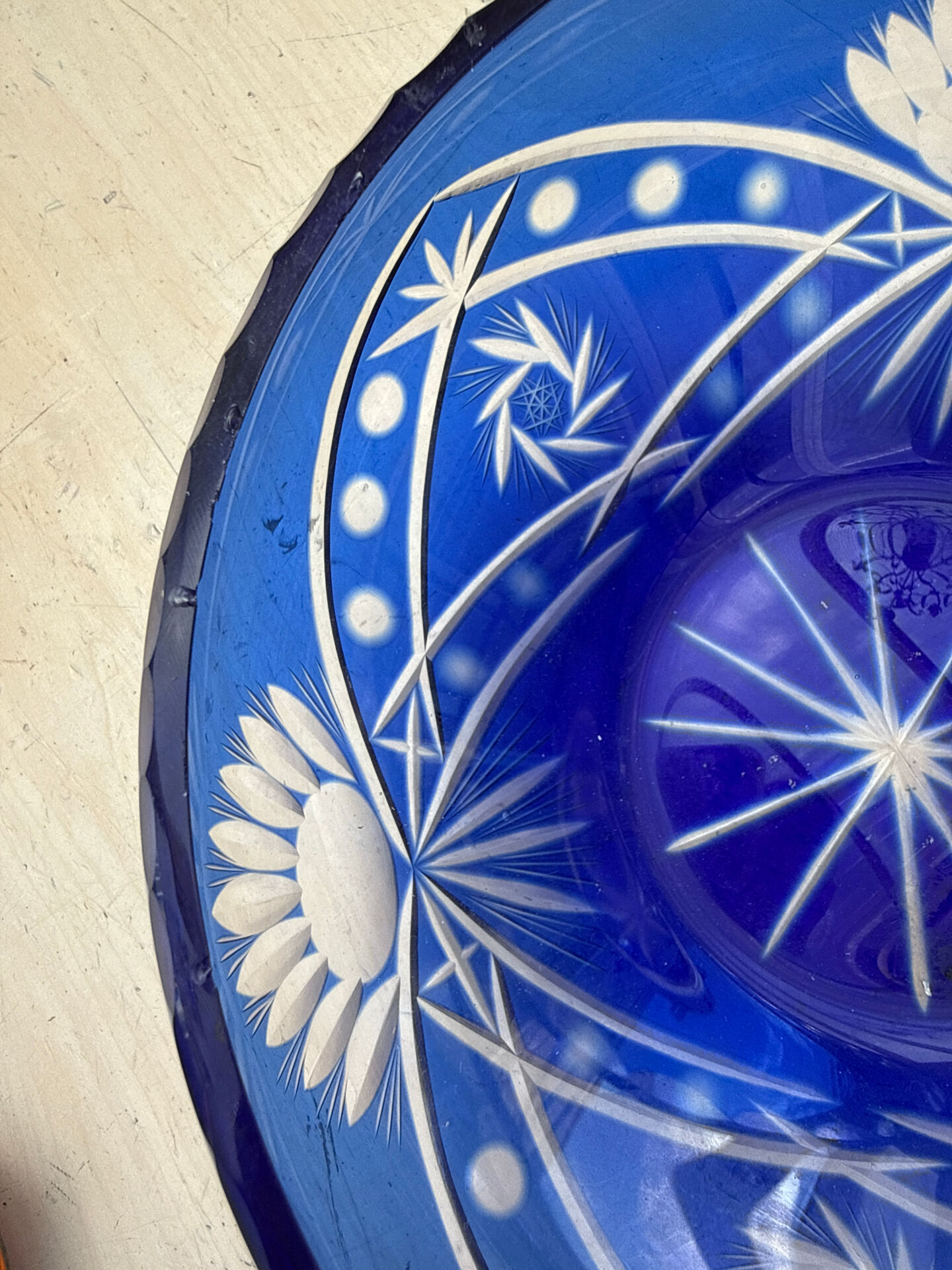 Kobalt blauwe kristallen fruitschaal