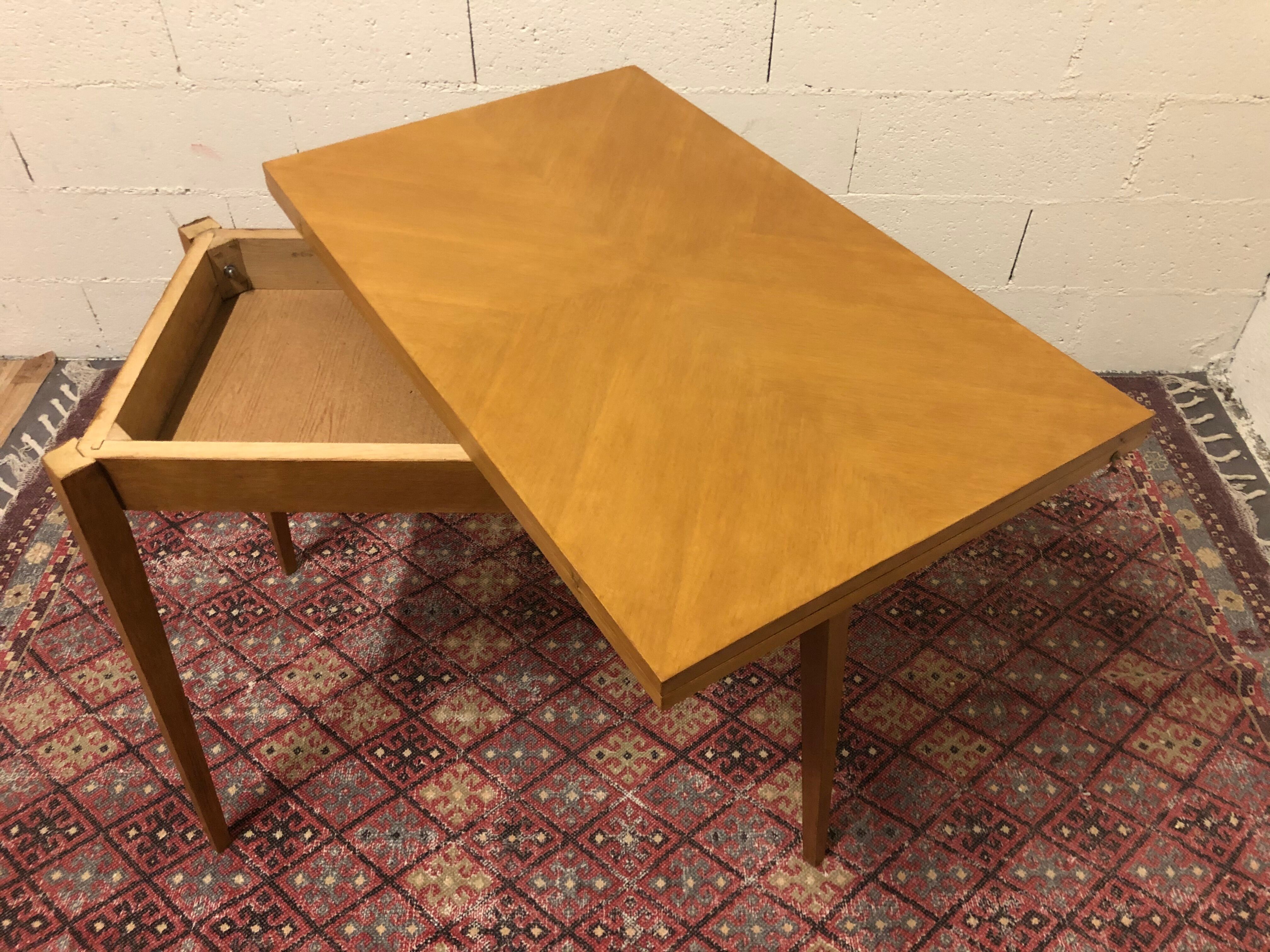 Vintage 60s wallet table